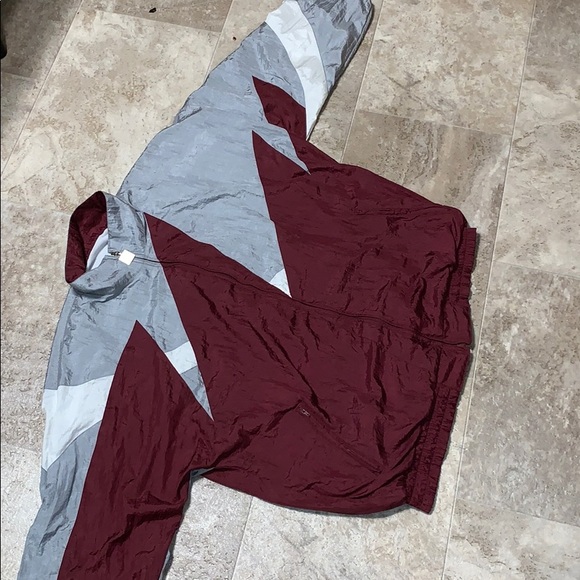 Other - Vintage windbreaker